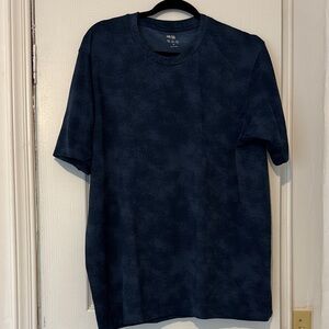 Uniqlo Navy Short-Sleeve Crew Neck Tee